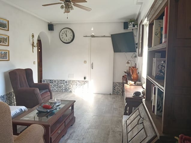2 bedroom Apartment for sale in Los Montesinos - € 185,000 (Ref: 9731961)