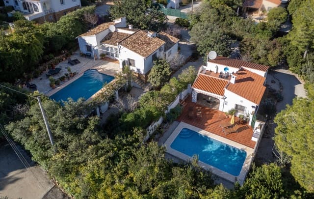 5 sypialnia Finka/Dom wiejski na sprzedaż w Javea / Xàbia z basenem - 725 000 € (Ref: 9731965)