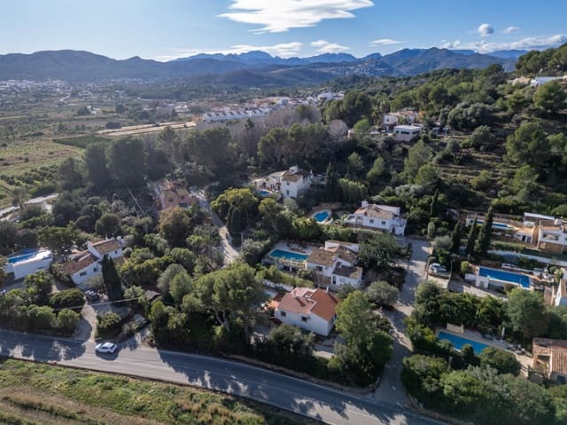 5 sypialnia Finka/Dom wiejski na sprzedaż w Javea / Xàbia z basenem - 725 000 € (Ref: 9731965)