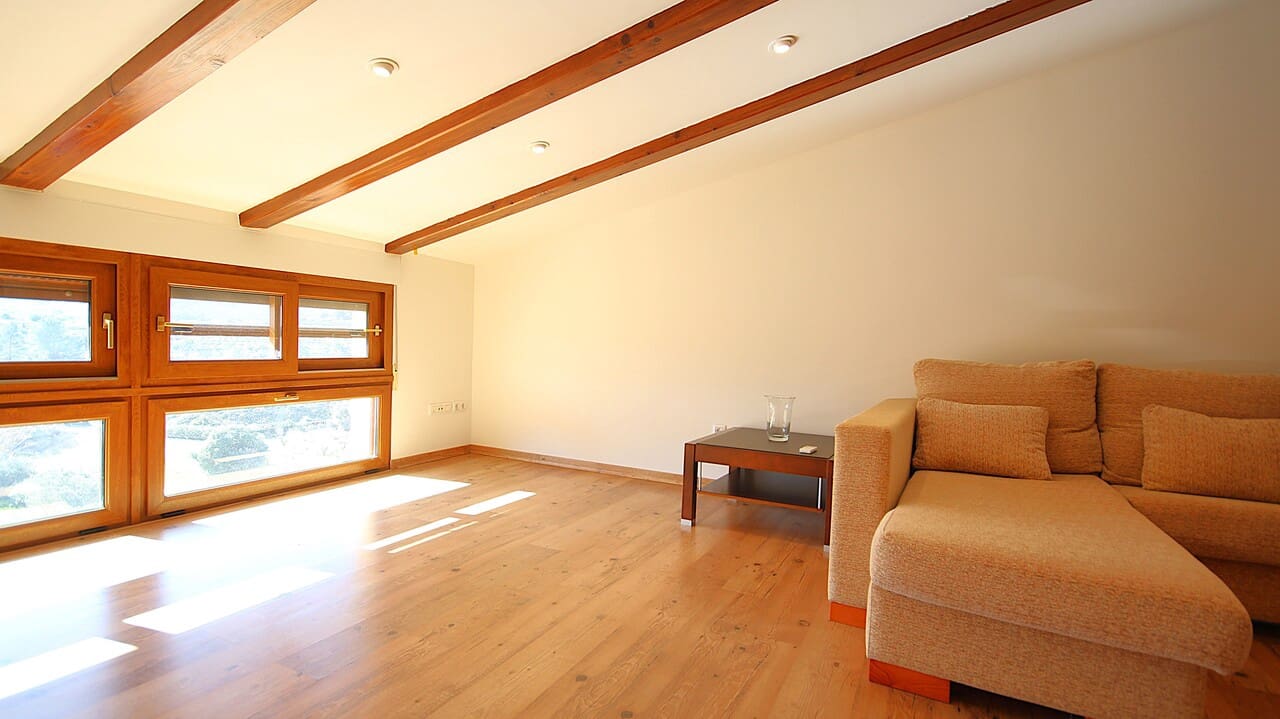 3 bedroom Apartment for sale in Jalon / Xalo with pool - € 308,000 (Ref: 9731967)