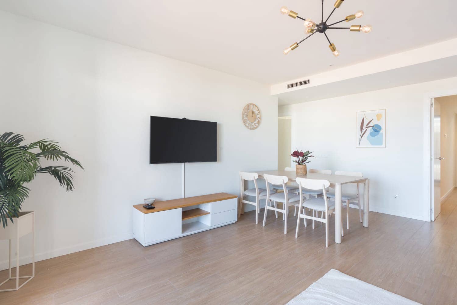 4 bedroom Apartment for sale in Denia with pool - € 430,000 (Ref: 9731968)