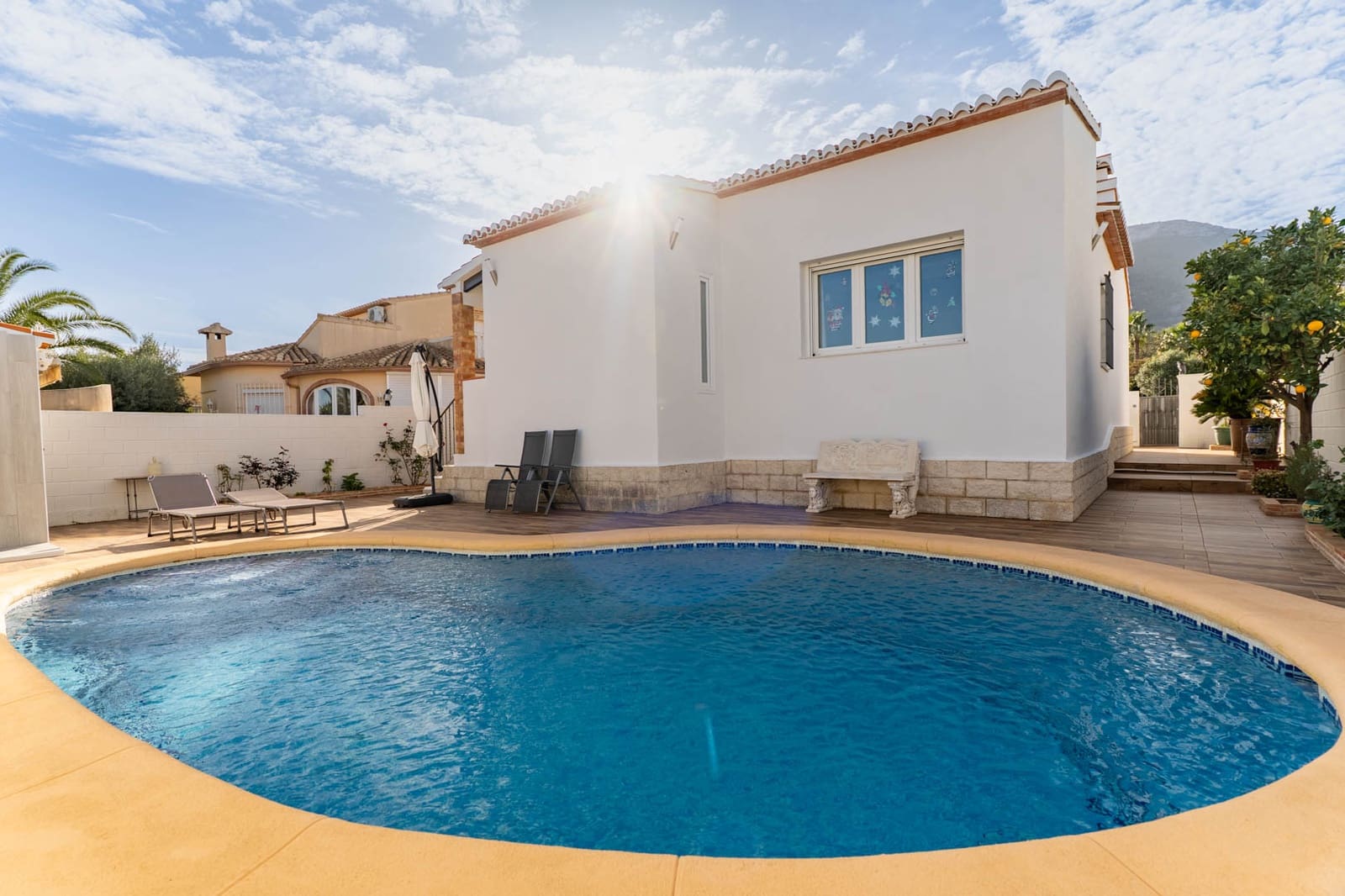 3 bedroom Villa for sale in Denia with pool - € 465,000 (Ref: 9731973)
