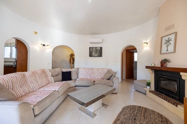 2 camera da letto Villa in vendita in Monte Pego, Pego con piscina - 365.000 € (Rif: 9731974)