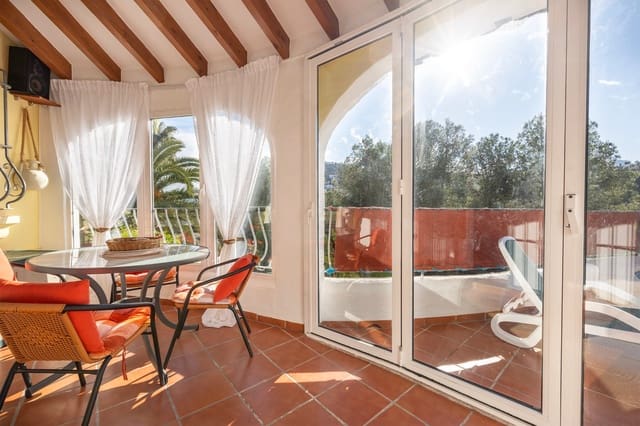2 camera da letto Villa in vendita in Monte Pego, Pego con piscina - 365.000 € (Rif: 9731974)