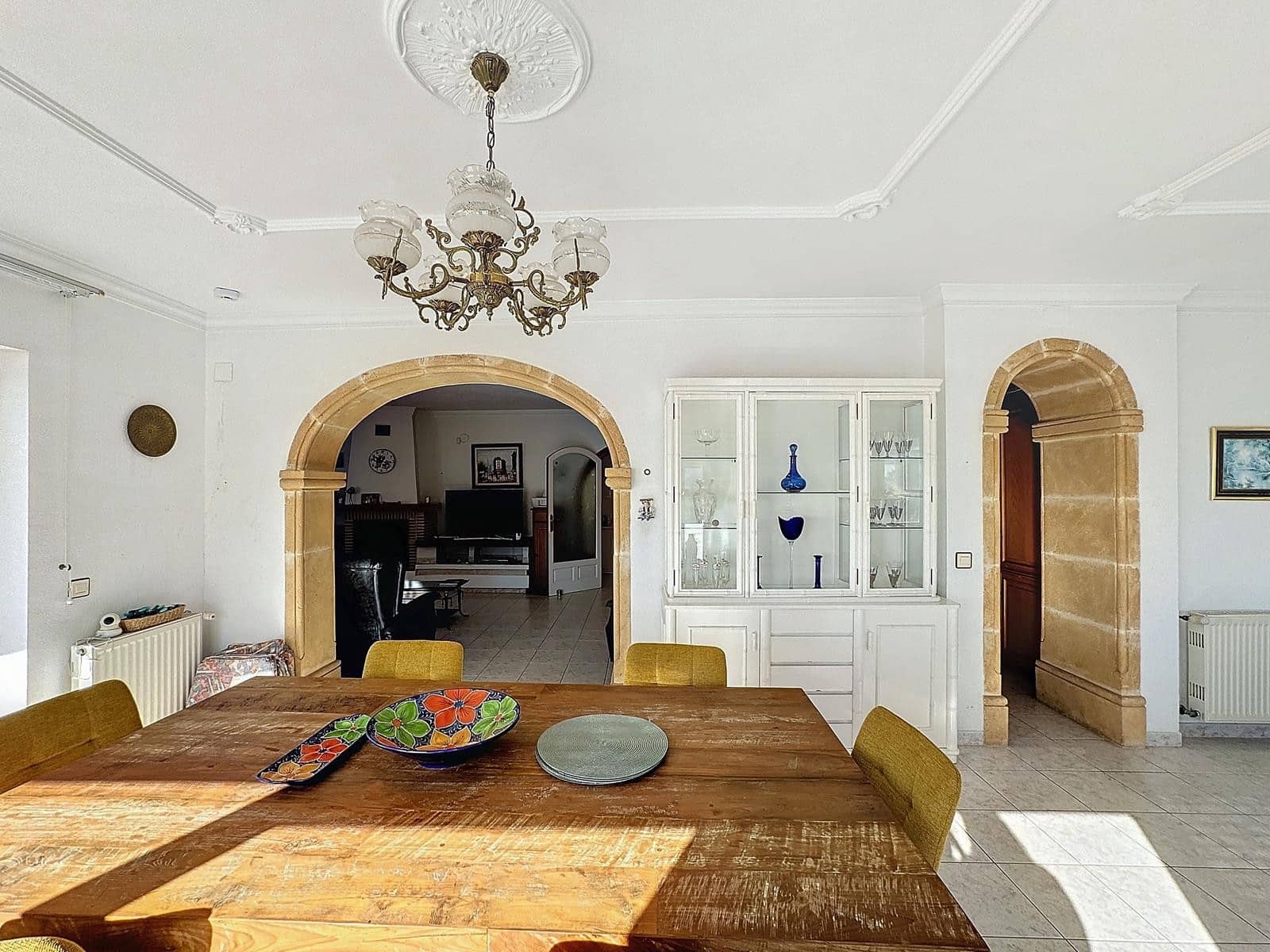 3 bedroom Villa for sale in Moraira with pool - € 680,000 (Ref: 9745265)