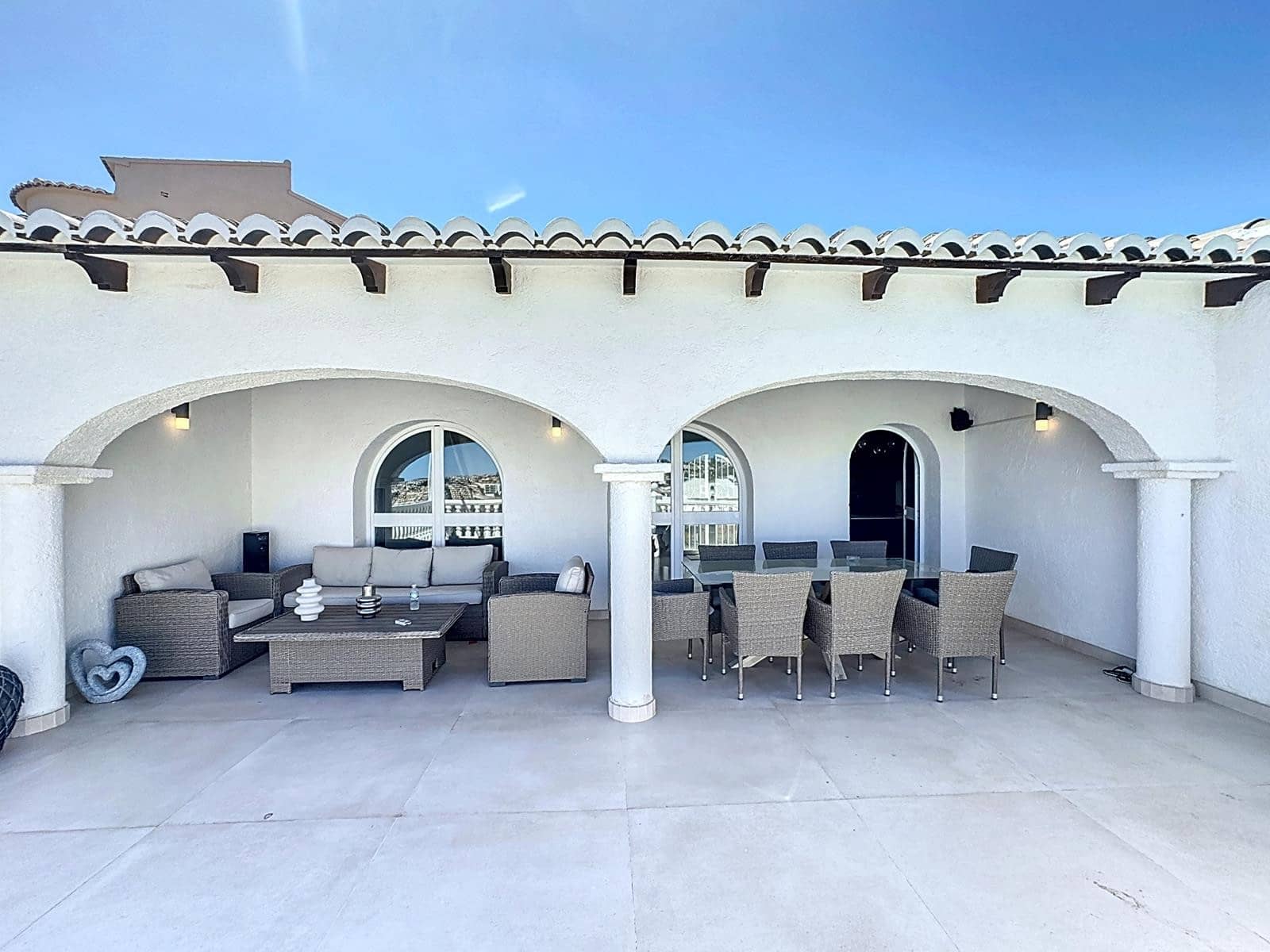 4 bedroom Villa for sale in Moraira with pool - € 765,000 (Ref: 9745266)