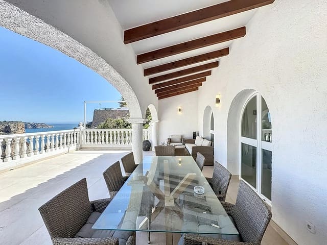 4 soverom Villa til salgs i Moraira, Teulada-Moraira med svømmebasseng - € 765 000 (Ref: 9745266)