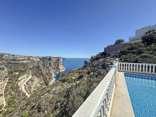 4 soverom Villa til salgs i Moraira, Teulada-Moraira med svømmebasseng - € 765 000 (Ref: 9745266)
