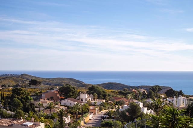 4 soverom Villa til salgs i Moraira, Teulada-Moraira med svømmebasseng - € 619 000 (Ref: 9745267)