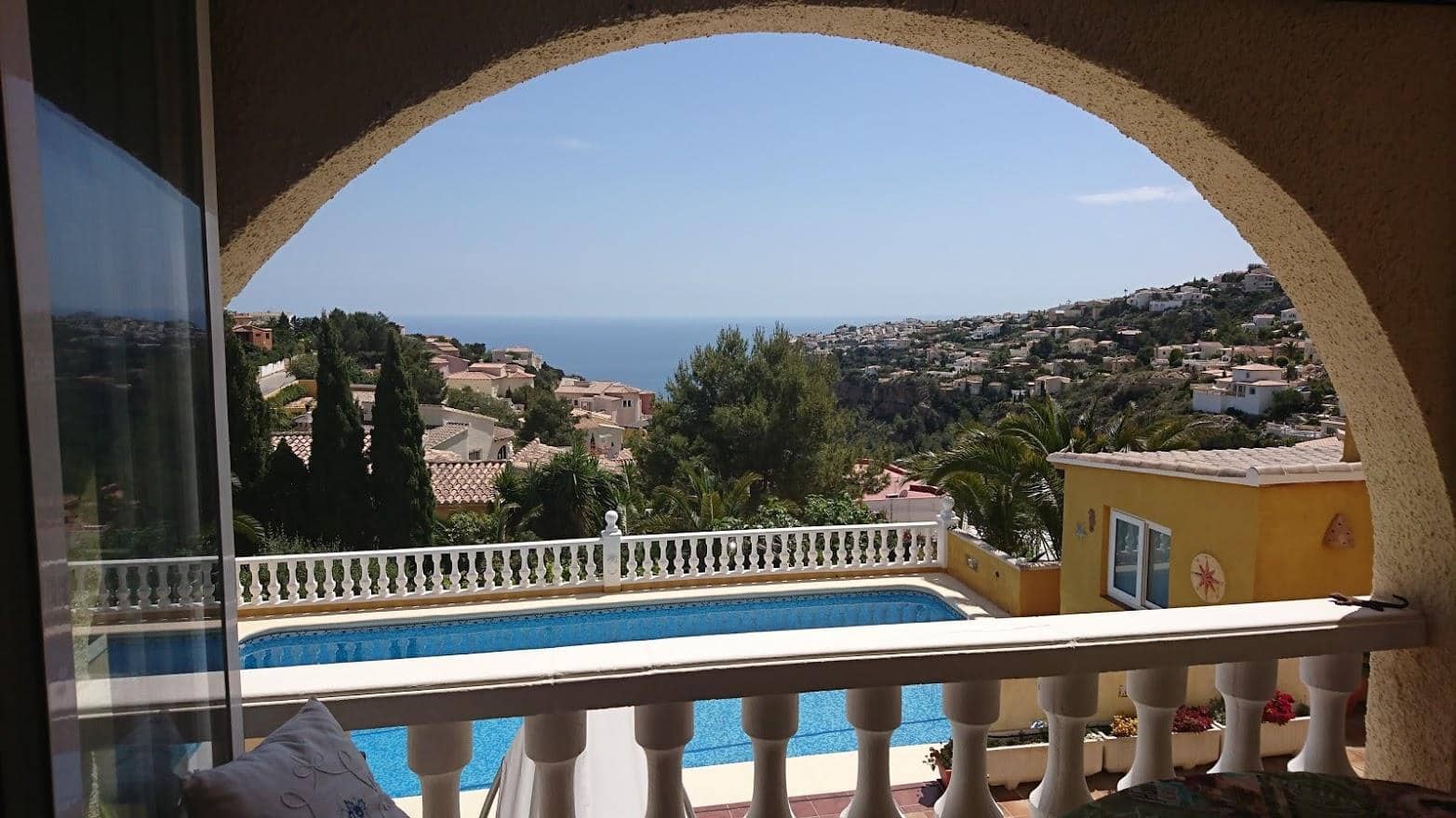 4 makuuhuone Huvila myytävänä paikassa Moraira - 585 000 € (Ref: 9745268)