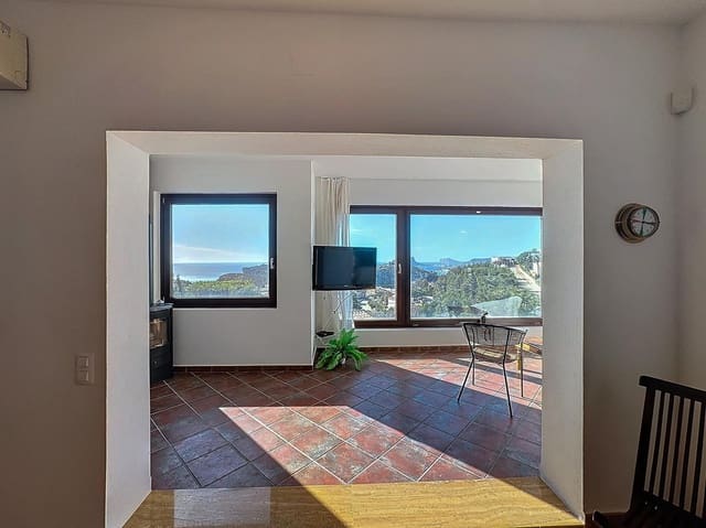 2 soverom Villa til salgs i Moraira, Teulada-Moraira med svømmebasseng - € 550 000 (Ref: 9745270)