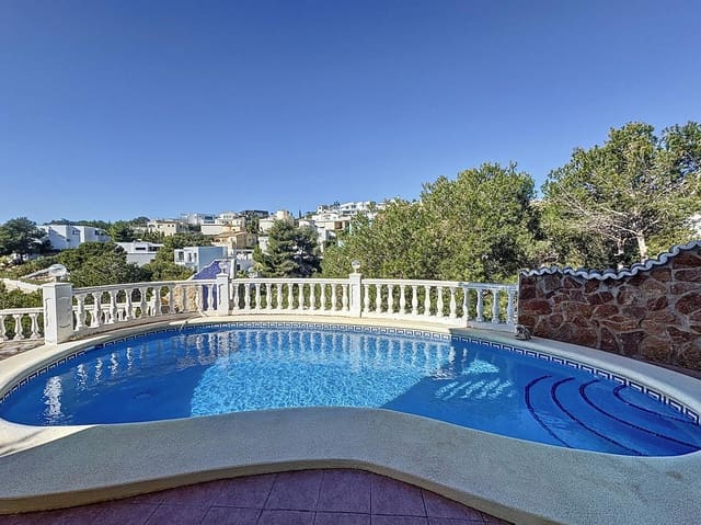2 soverom Villa til salgs i Moraira, Teulada-Moraira med svømmebasseng - € 550 000 (Ref: 9745270)