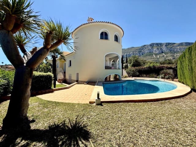 5 camera da letto Villa in vendita in Dénia con piscina - 695.000 € (Rif: 9745271)