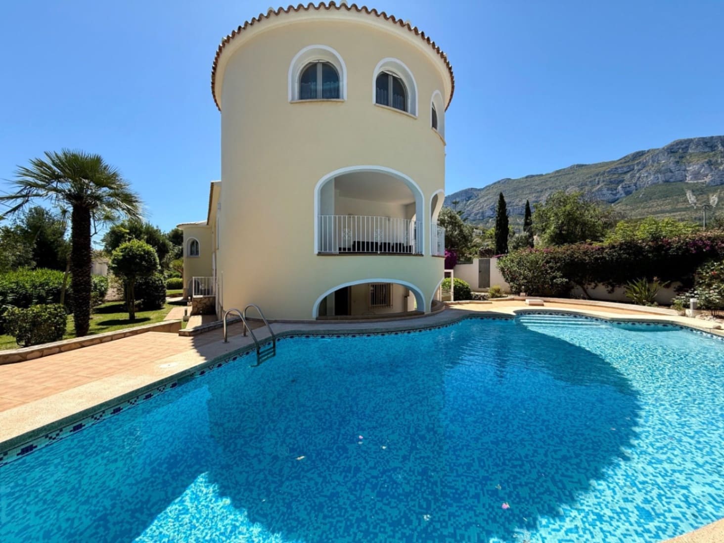 5 camera da letto Villa in vendita in Denia con piscina - 695.000 € (Rif: 9745271)
