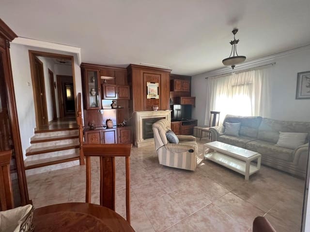 5 quarto Moradia para venda em Dénia com piscina - 695 000 € (Ref: 9745272)