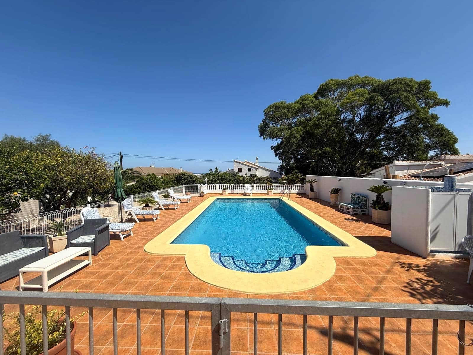 5 bedroom Villa for sale in Denia with pool - € 695,000 (Ref: 9745272)