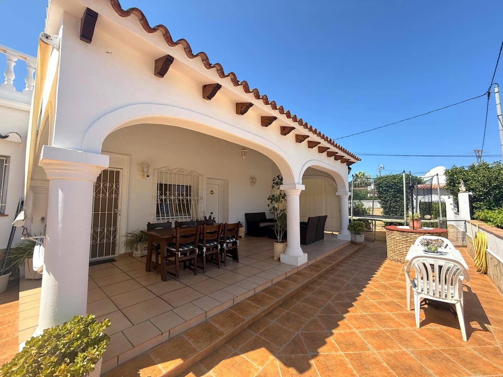 5 bedroom Villa for sale in Denia with pool - € 695,000 (Ref: 9745272)