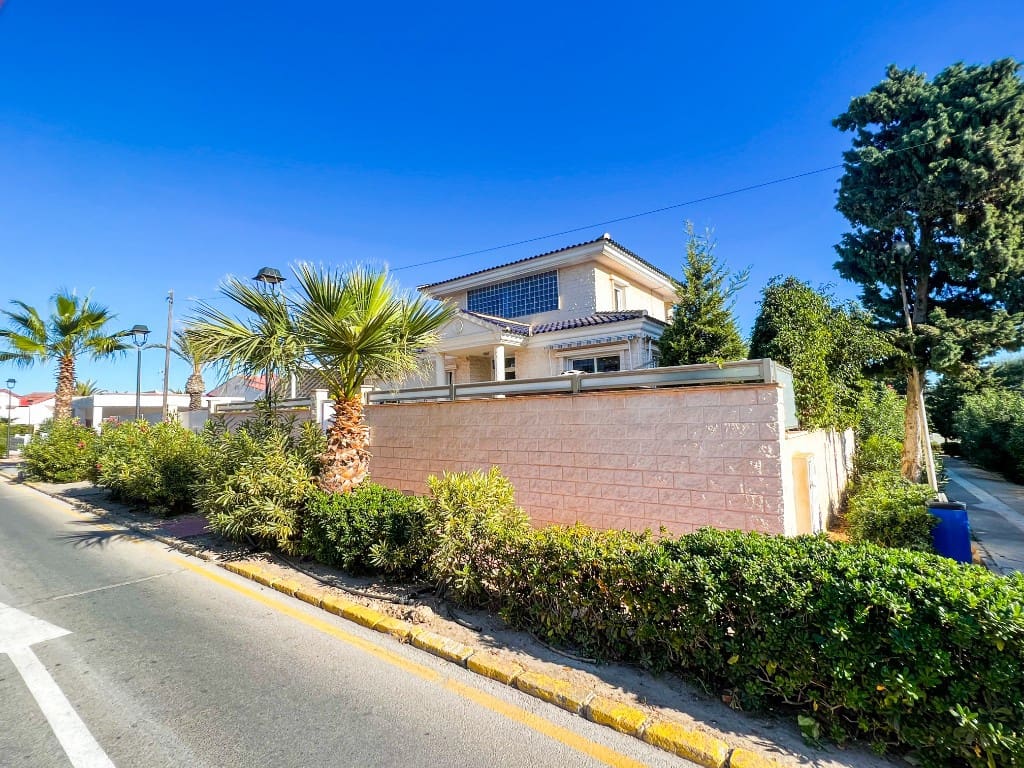 5 chambre Villa/Maison à vendre à La Mata - 1 170 000 € (Ref: 9770544)
