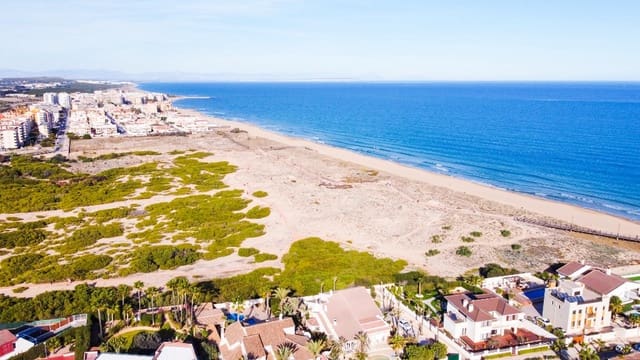 5 chambre Villa/Maison à vendre à Cañada del Molino, Torrevieja - 1 170 000 € (Ref: 9770544)