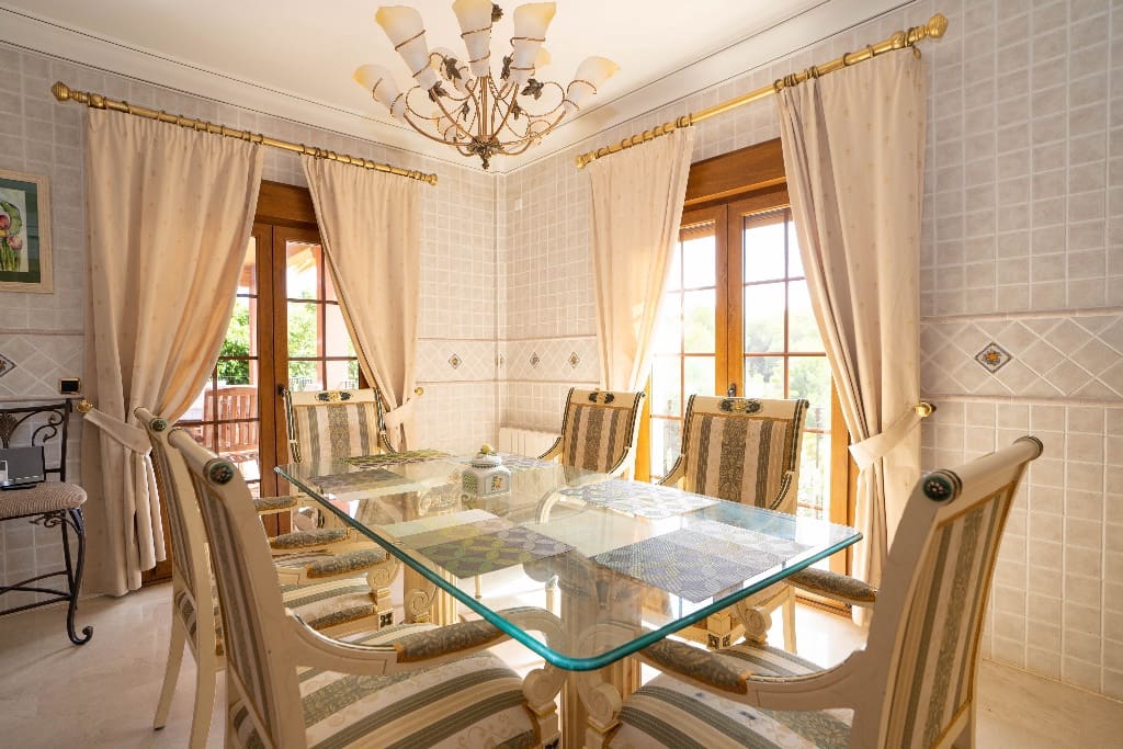 7 sypialnia Willa na sprzedaż w Campoamor - 1 500 000 € (Ref: 9770545)