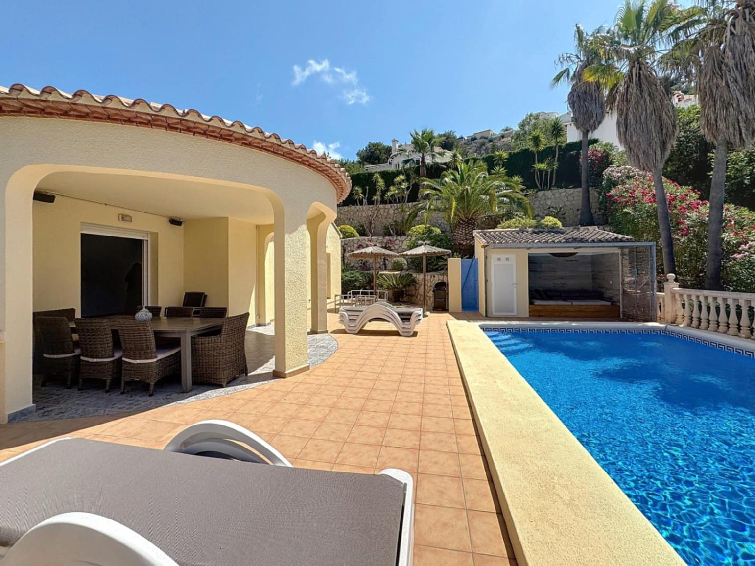 5 soverom Villa til salgs i Moraira med svømmebasseng - € 725 000 (Ref: 9770549)