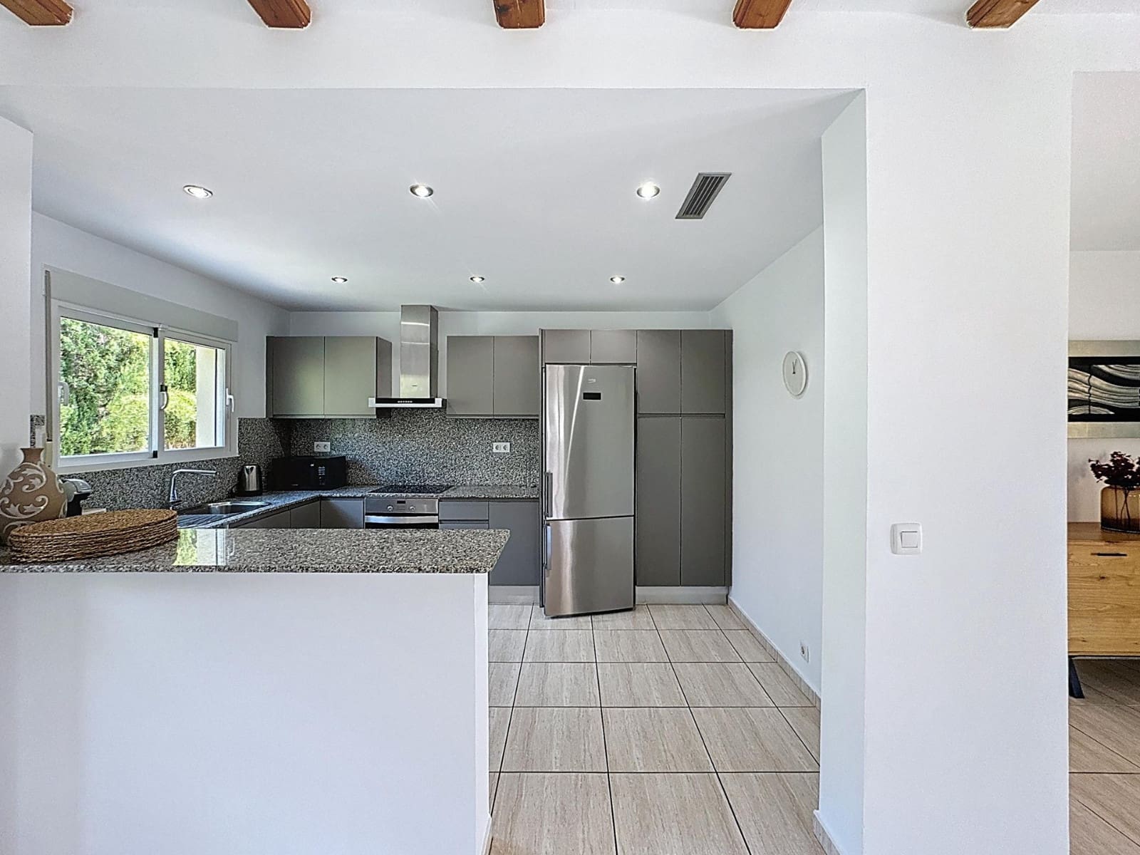 5 soverom Villa til salgs i Moraira med svømmebasseng - € 725 000 (Ref: 9770549)