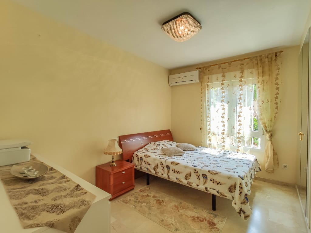 4 bedroom Villa for sale in Las Ramblas Golf - € 495,000 (Ref: 9770900)