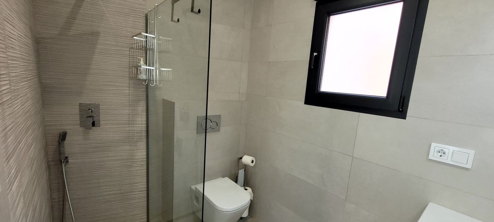 3 slaapkamer Villa voor vakantieverhuur in Benijofar met zwembad garage - € 980 (Ref: 9771855)