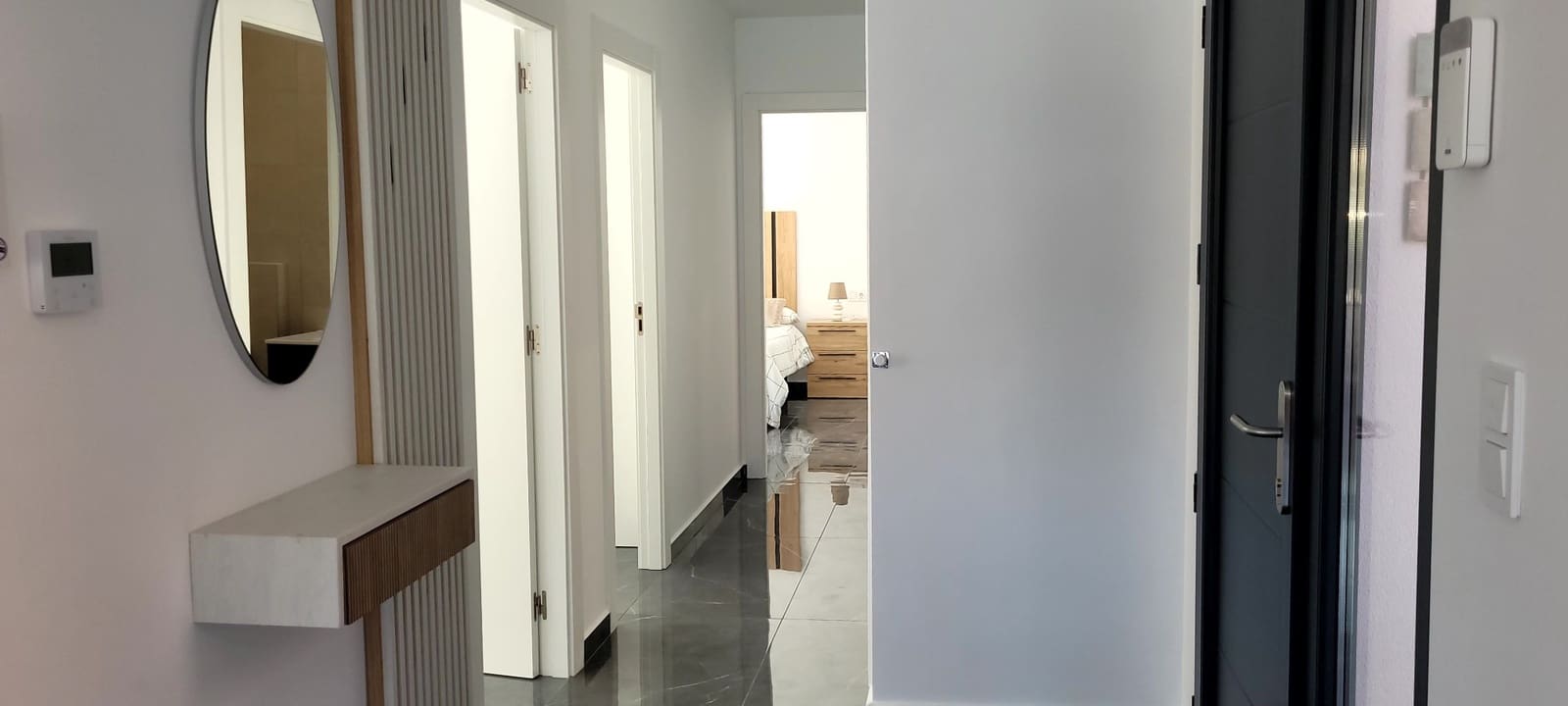 3 slaapkamer Villa voor vakantieverhuur in Benijofar met zwembad garage - € 980 (Ref: 9771855)