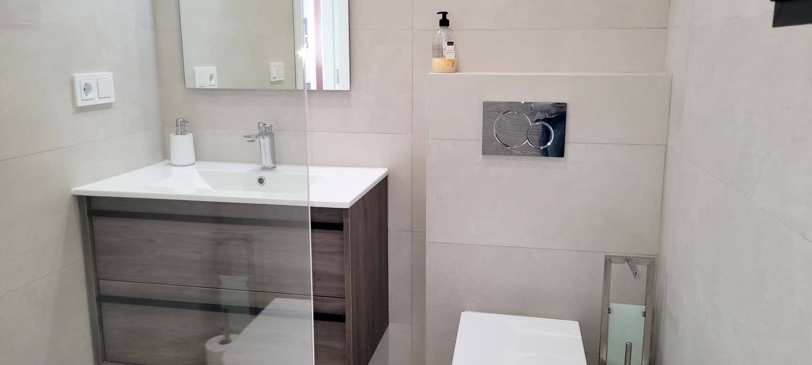 3 slaapkamer Villa voor vakantieverhuur in Benijofar met zwembad garage - € 980 (Ref: 9771855)