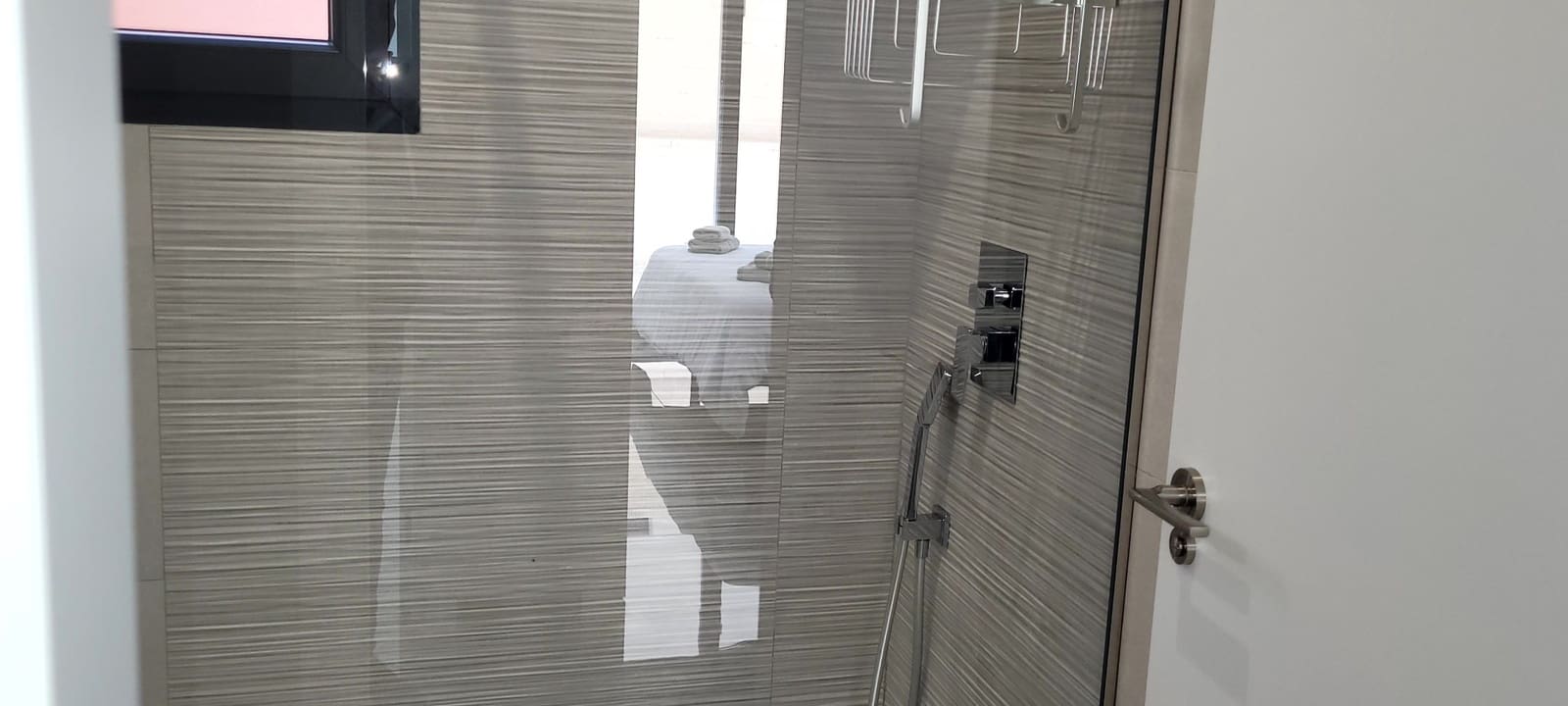 3 slaapkamer Villa voor vakantieverhuur in Benijofar met zwembad garage - € 980 (Ref: 9771855)