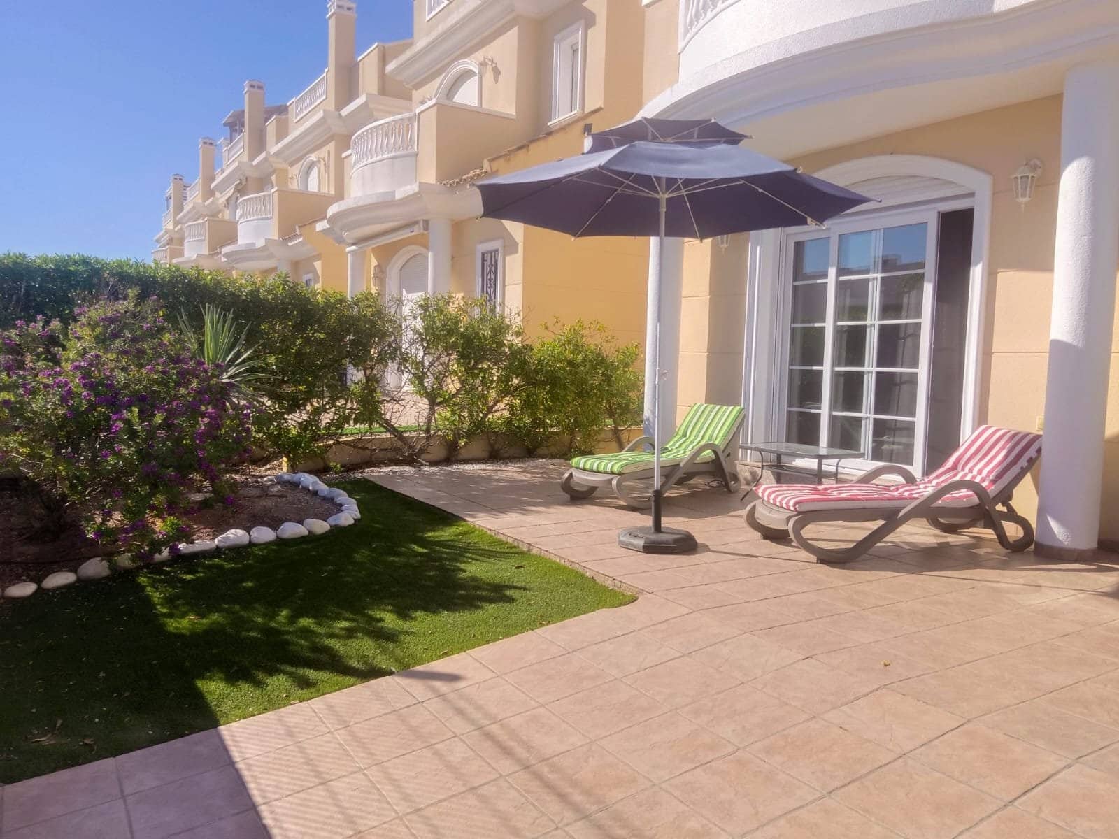 3 bedroom Villa for holiday rental in San Fulgencio with pool - € 525 (Ref: 9772022)