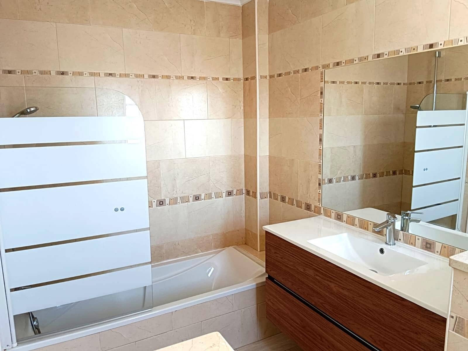 3 bedroom Villa for holiday rental in San Fulgencio with pool - € 525 (Ref: 9772022)