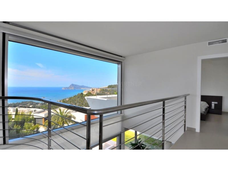 4 bedroom Villa for sale in Altea la Vella - € 1,250,000 (Ref: 9794436)