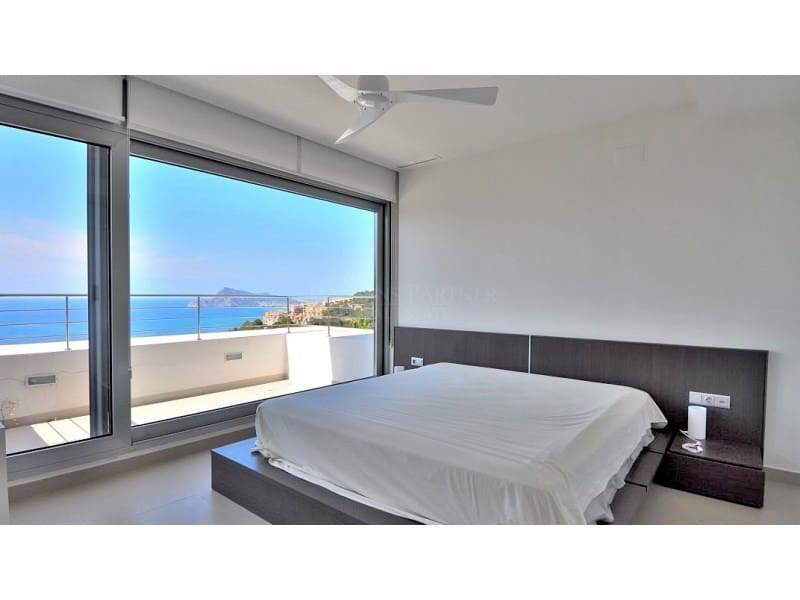 4 bedroom Villa for sale in Altea la Vella - € 1,250,000 (Ref: 9794436)