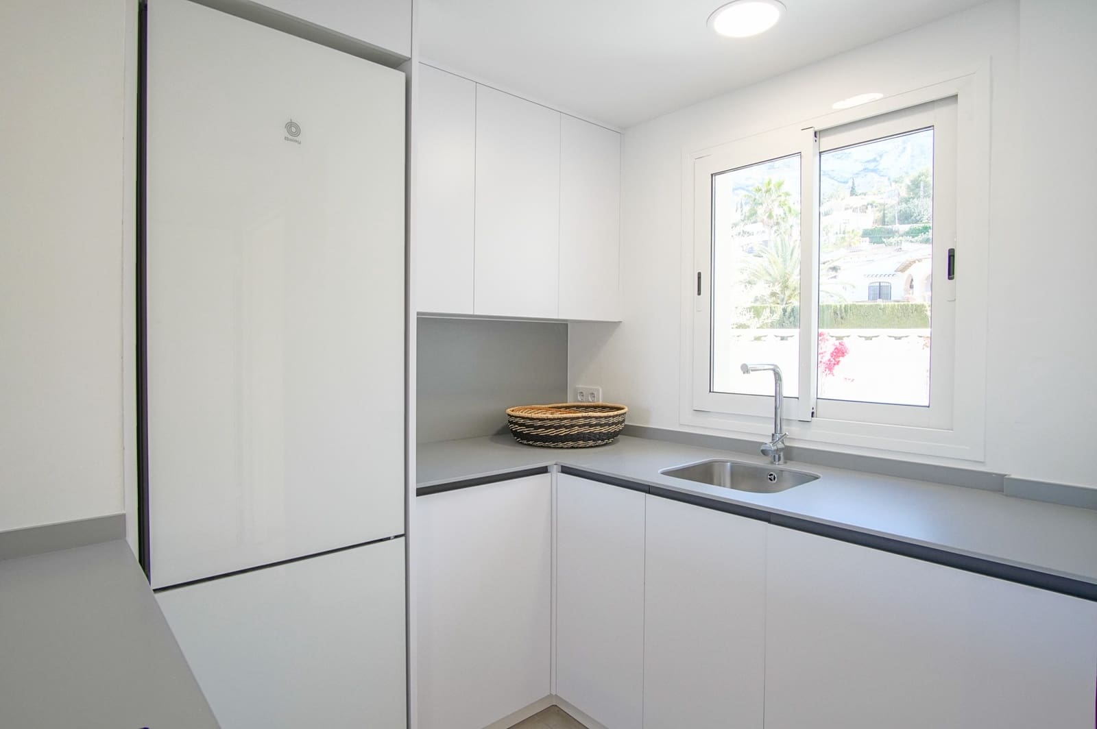 2 bedroom Apartment for sale in Denia with pool - € 389,300 (Ref: 9794437)