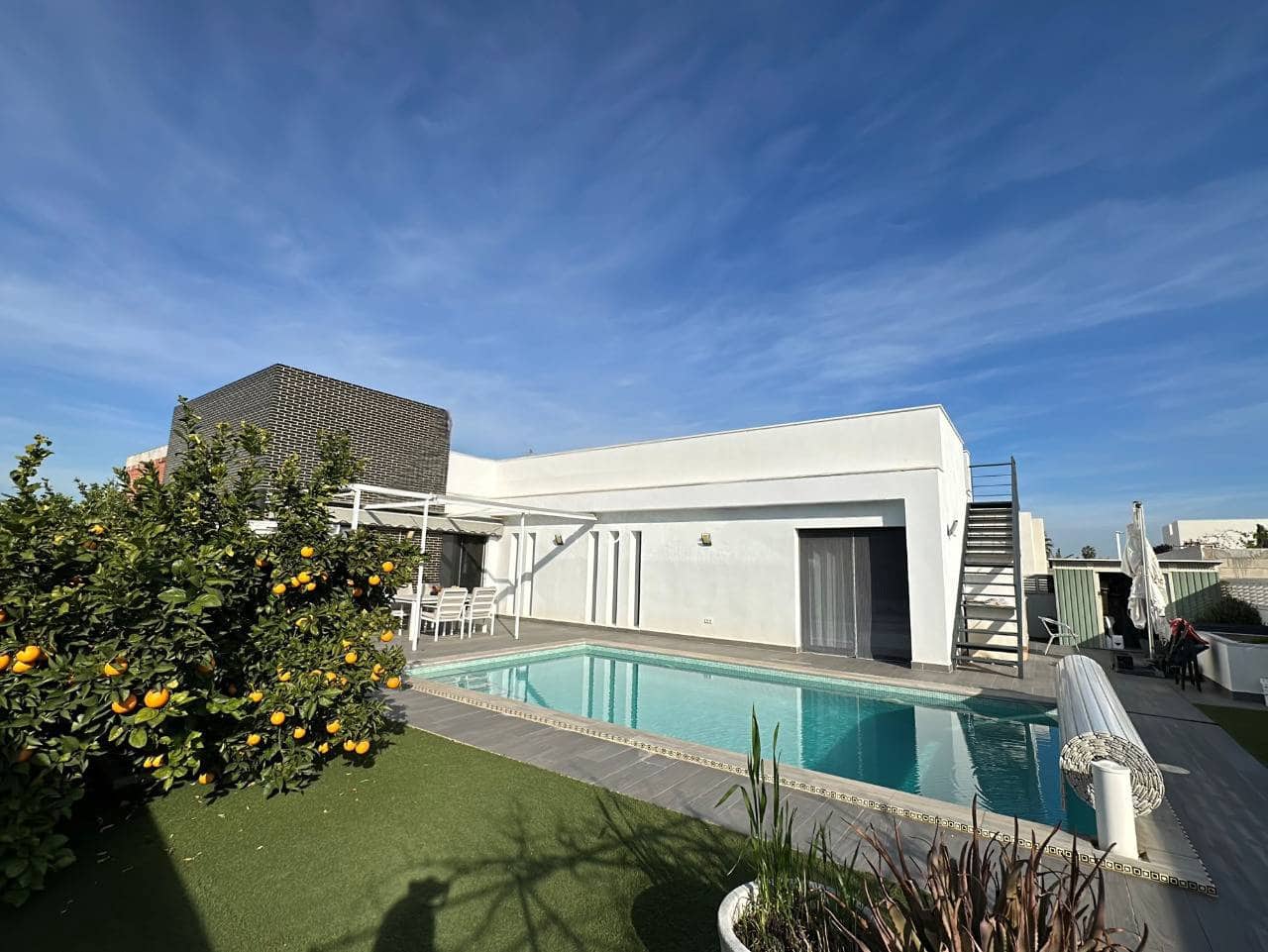 3 sovrum Villa till salu i Denia med pool - 485 000 € (Ref: 9814307)