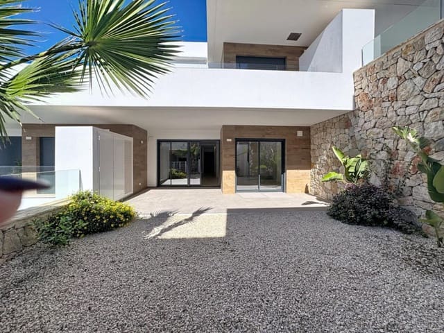2 slaapkamer Appartement te koop in Moraira, Teulada-Moraira met zwembad - € 405.000 (Ref: 9814309)