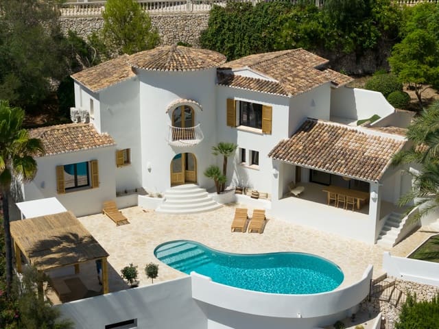 4 soverom Villa til salgs i Moraira, Teulada-Moraira med svømmebasseng - € 2 175 000 (Ref: 9814312)