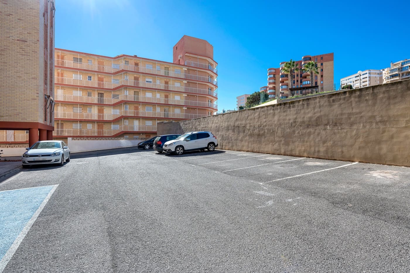 3 chambre Appartement à vendre à Arenales del Sol - 340 000 € (Ref: 9826384)