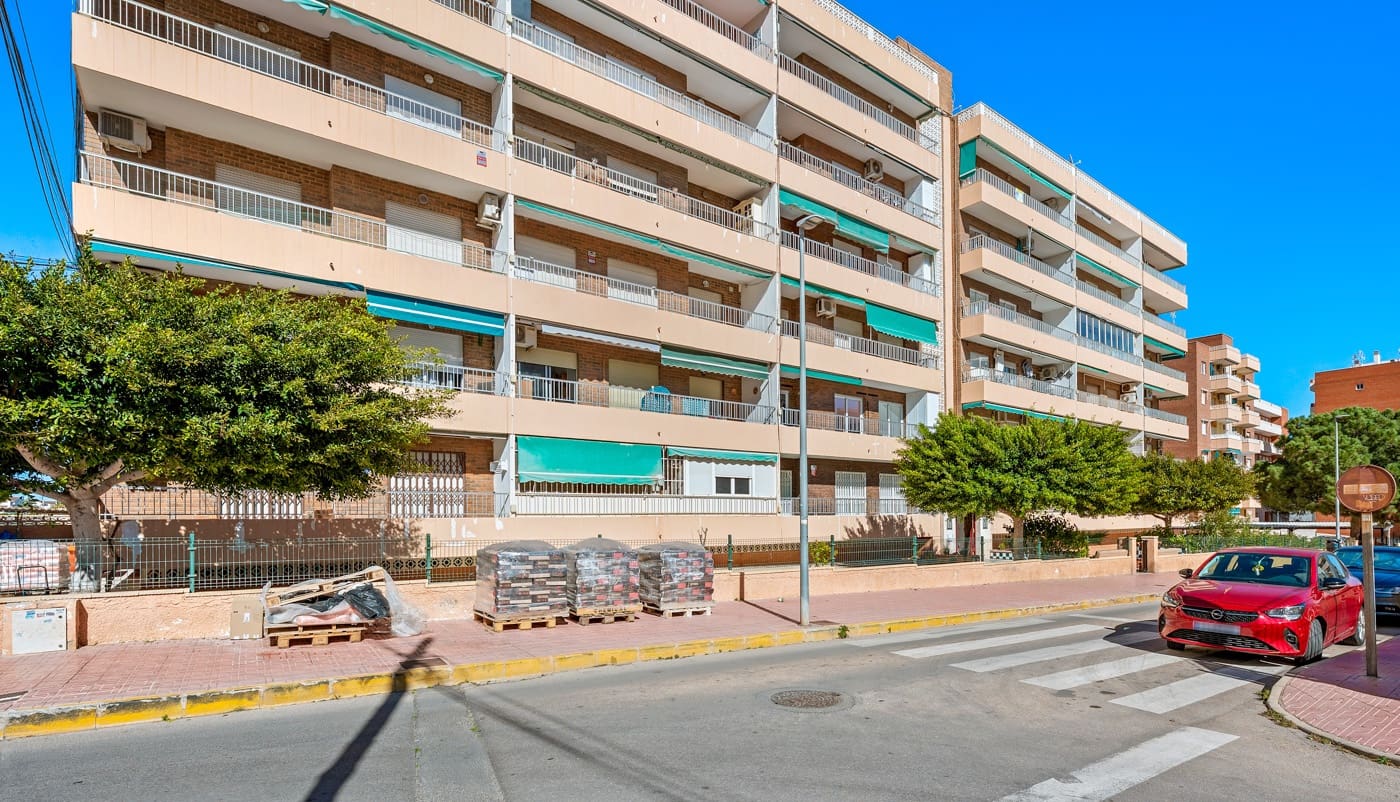 2 makuuhuone Kattohuoneisto myytävänä paikassa Orihuela Costa - 235 000 € (Ref: 9826385)