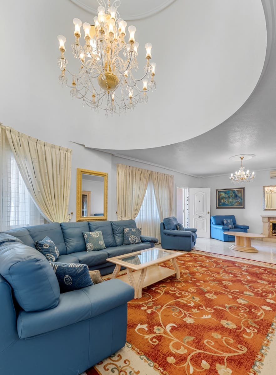 Chalet de 7 habitaciones en Ciudad Quesada en venta con piscina - 690.000 € (Ref: 9826387)