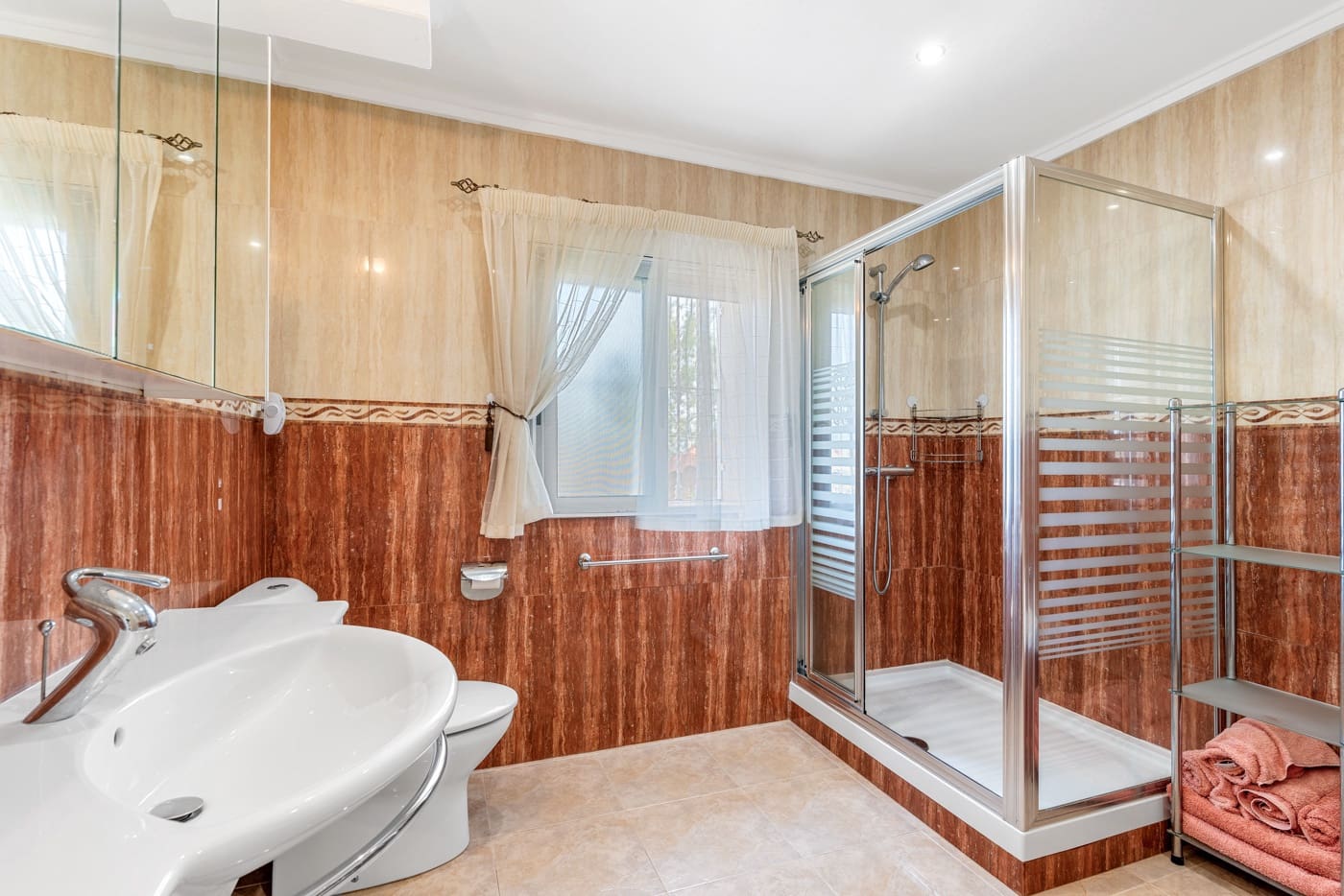 Chalet de 7 habitaciones en Ciudad Quesada en venta con piscina - 690.000 € (Ref: 9826387)