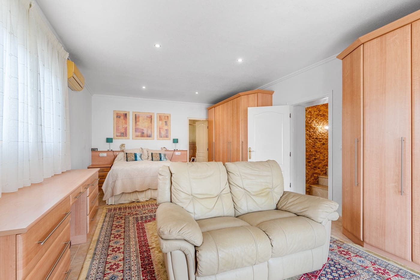 Chalet de 7 habitaciones en Ciudad Quesada en venta con piscina - 690.000 € (Ref: 9826387)