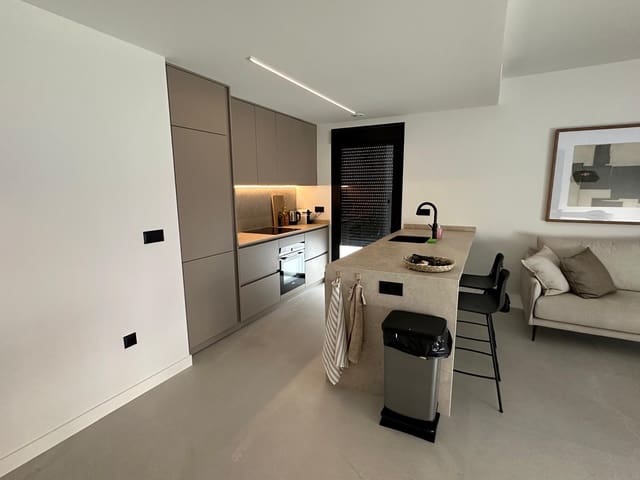 Chalet de 4 habitaciones en Ciudad Quesada, Rojales en venta - 595.000 € (Ref: 9826398)