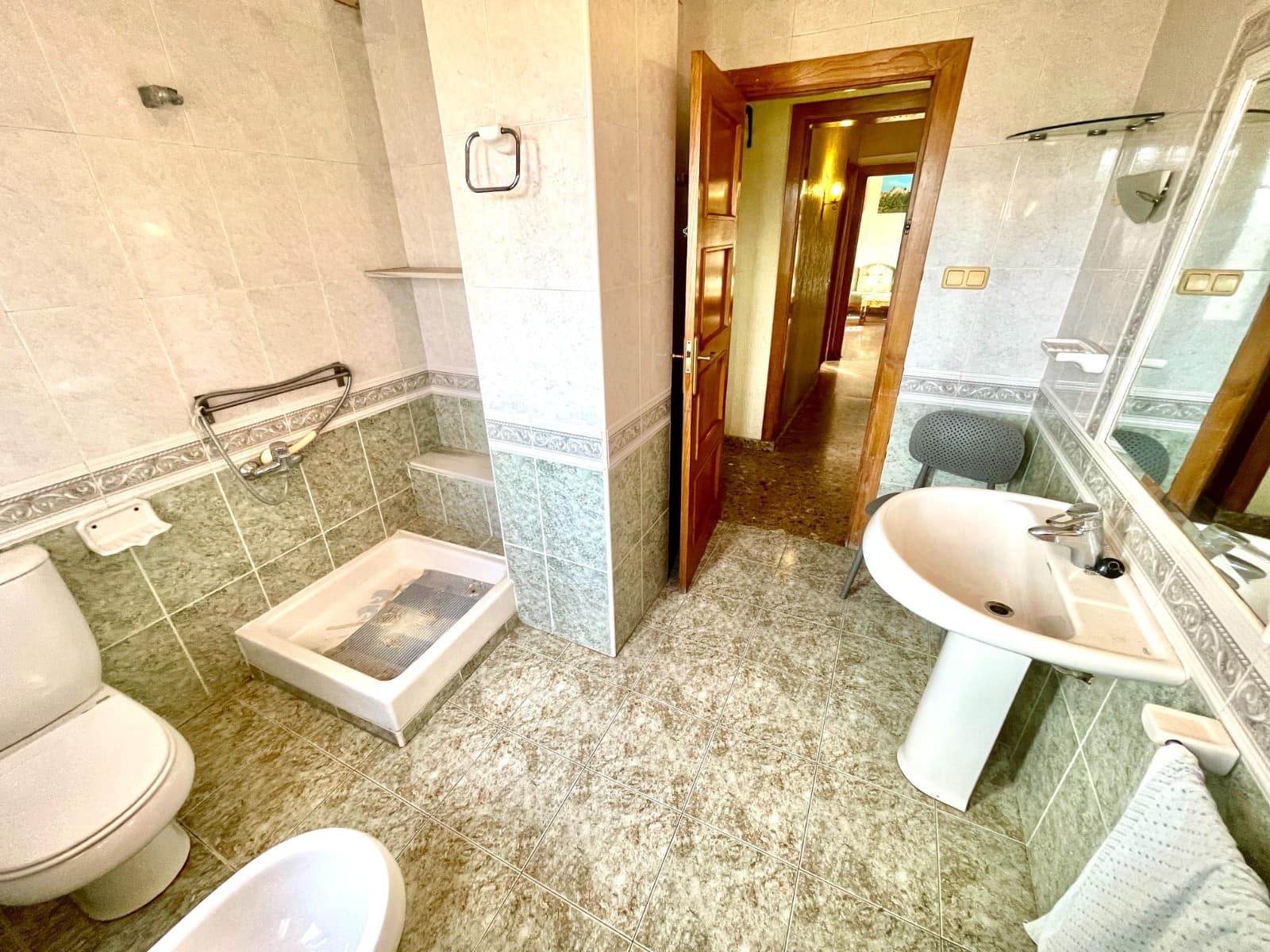 5 bedroom Villa for sale in Benejuzar - € 238,000 (Ref: 9826432)