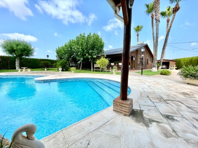 4 Zimmer Villa zu verkaufen in San Fulgencio mit Pool - 476.000 € (Ref: 9826438)