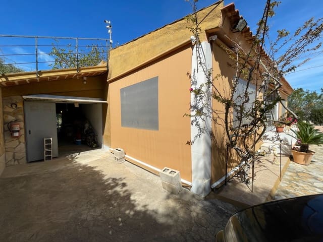 3 soveværelse Villa til salg i Guardamar del Segura med swimmingpool - € 460.000 (Ref: 9826441)