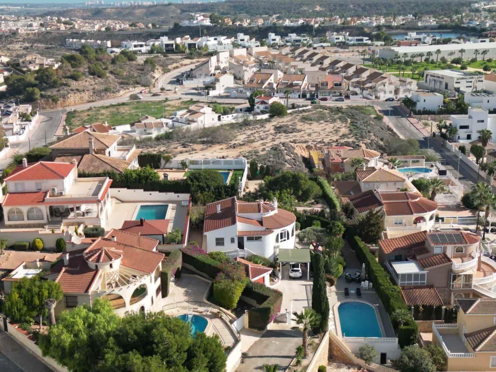 5 soveværelse Villa til salg i Ciudad Quesada - € 695.000 (Ref: 9826447)