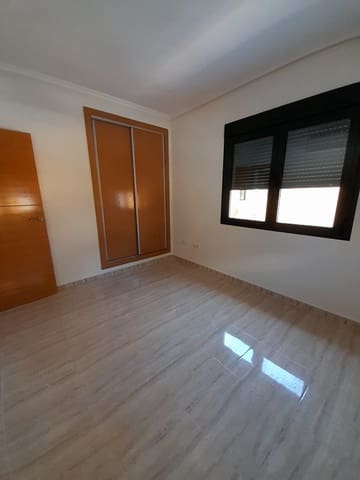 Chalet de 3 habitaciones en Ciudad Quesada, Rojales en venta con piscina - 295.000 € (Ref: 9826448)